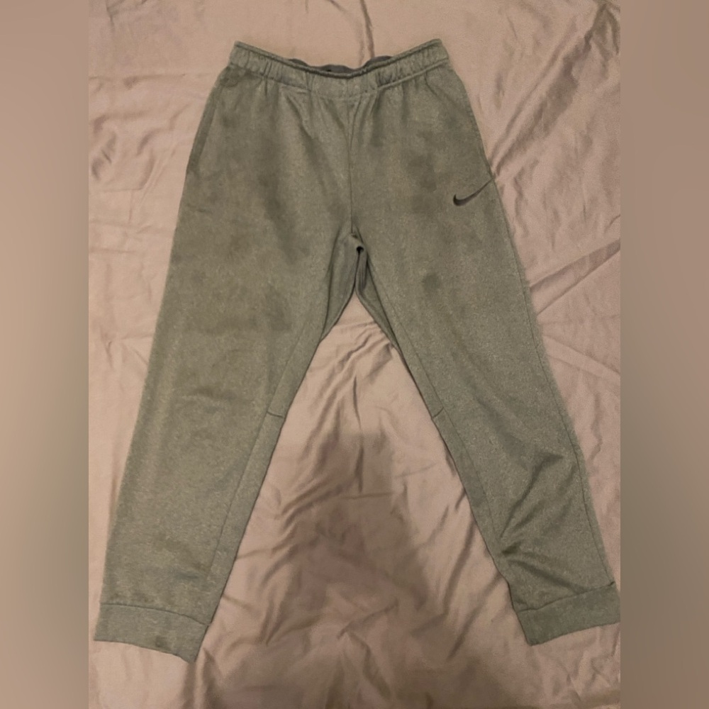Nike Therma-Fit Gray Sweatpants Relaxed Fit Joggers Medium